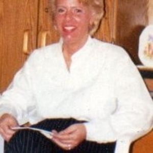 Meet your Posher, Nina